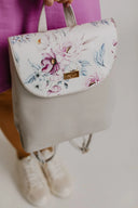 Backpack Grey Roses